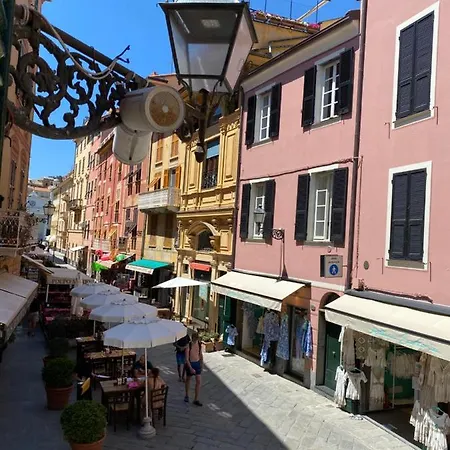 Carruggio 151-2 *