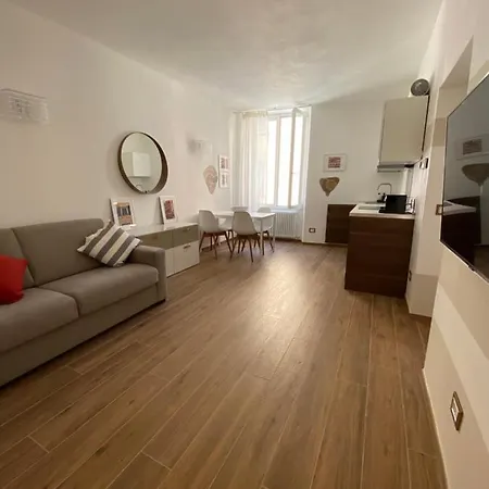 Apartment Carruggio 151-2 *