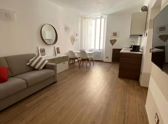 아파트 Carruggio 151-2 *